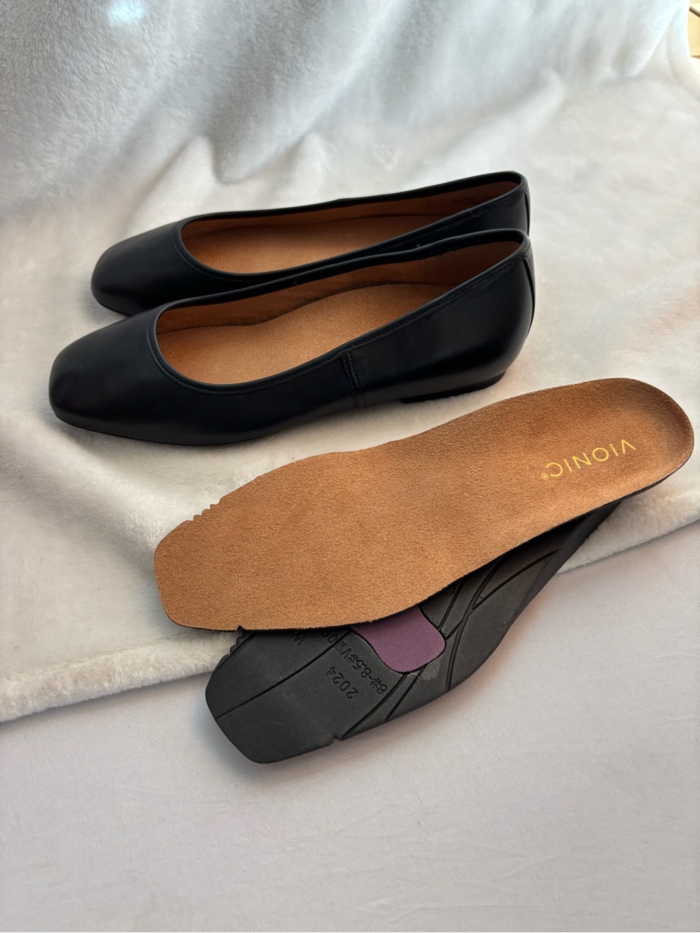 Vionic Orinda Square Toe Ballet Flats Black Size 8 Wide with extra insoles